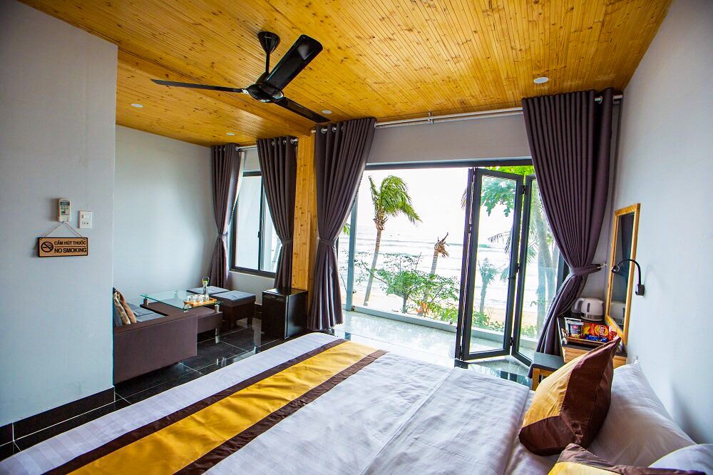 Phu Yen homestay with cheap sea view