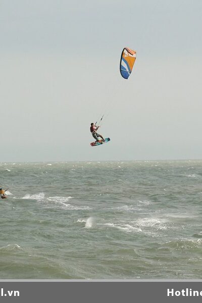 Kitesurf Vietnam season: Riding the Winds of Adventure